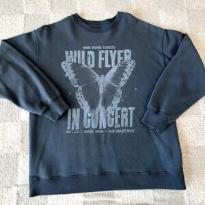 Hollister Wild Flyer Dark‎ Gray Crewneck Size Medium